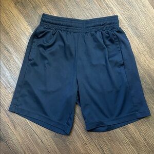 Athletic Works navy blue basketball shorts with side pockets, small 6/7